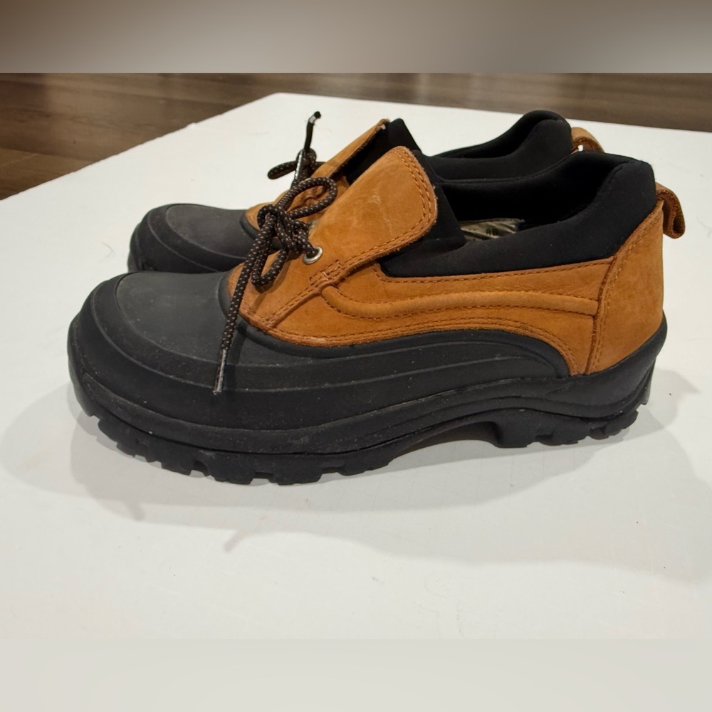 Men's Black and Brown Outdoor Shoes